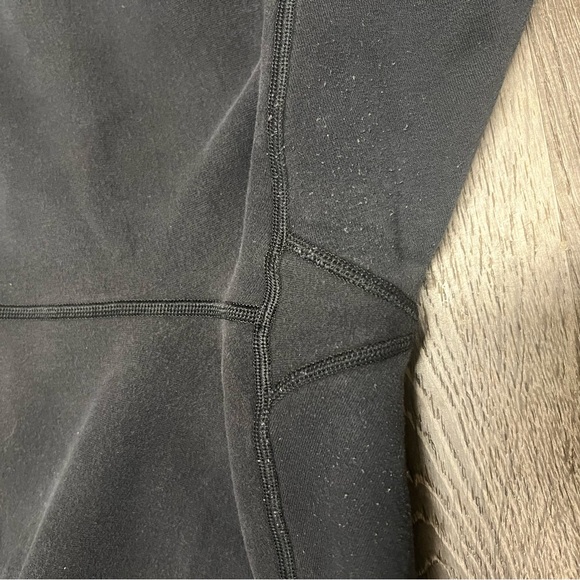 Lululemon sweatpants size 12 - Picture 4 of 4